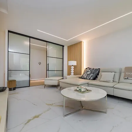 Apartment Golden Moon - Portova Gdynia