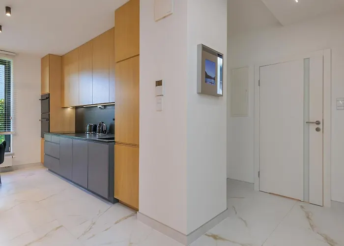 Golden Moon - Portova *