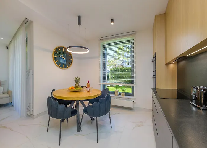 Golden Moon - Portova Appartement